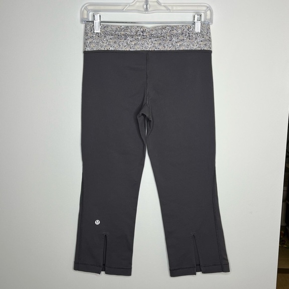 Lululemon Gather & Crow Crop Legging Soot Petite Fleur Silver Spoon Full On Luon - Picture 2 of 7